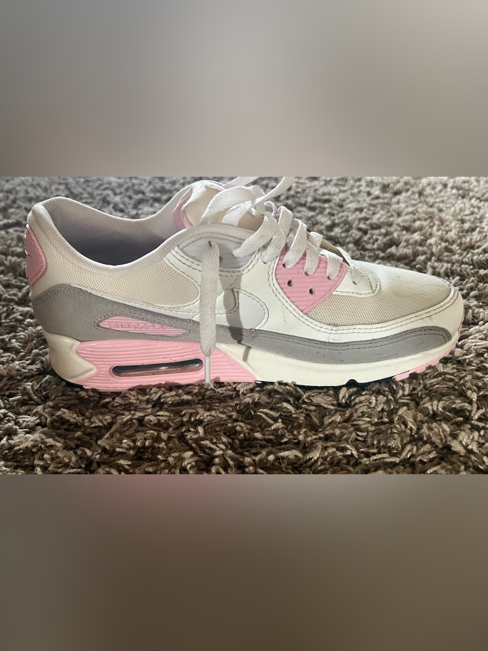 Nike Women's White and Pink Low-Top Athletic Sneakers - Picture 8 of 12